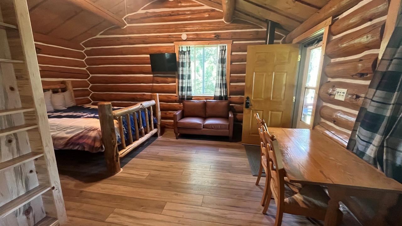 Photo of Bedroom in Salmon