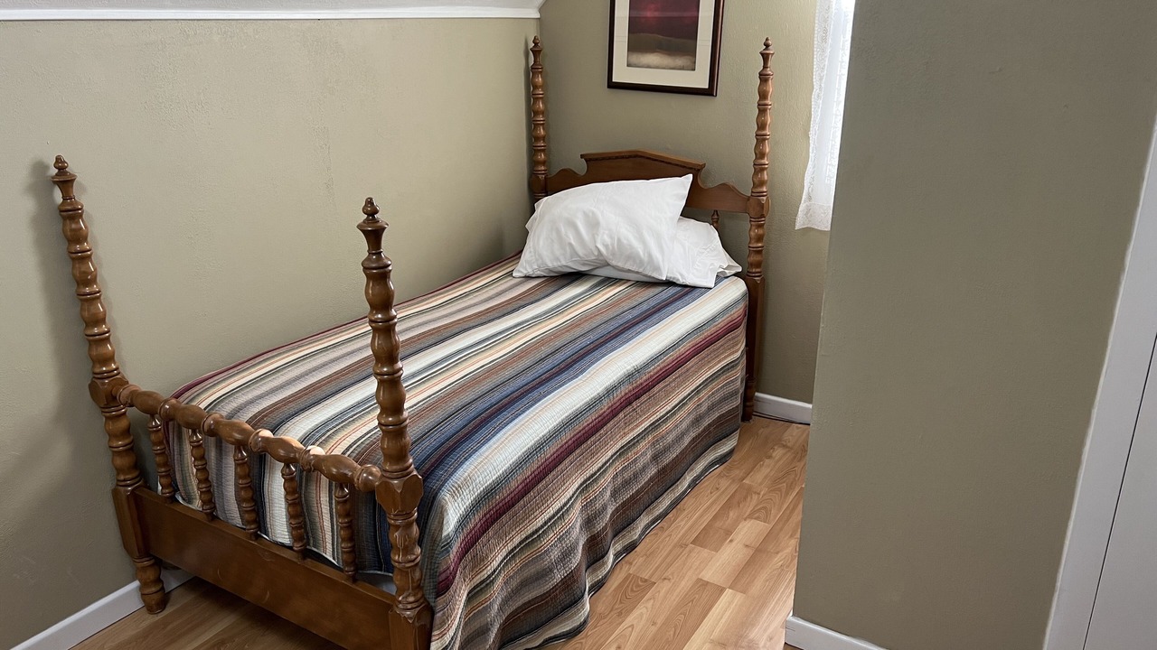 Photo of Bedroom in Fort Klamath