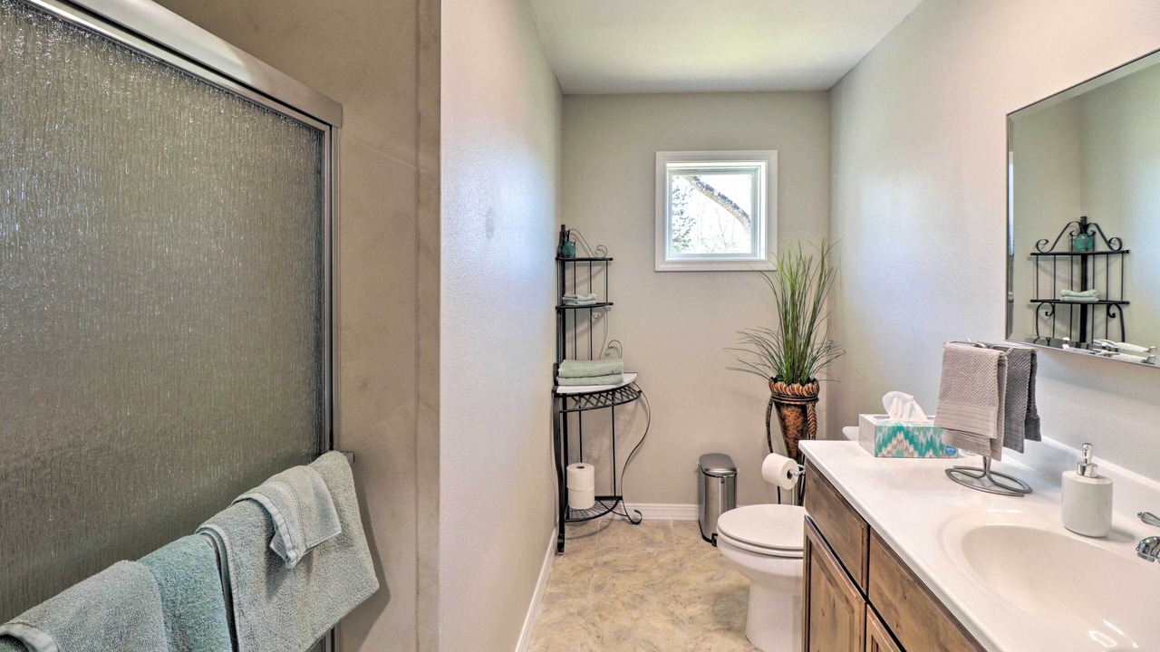 Photo of Bathroom in Higden