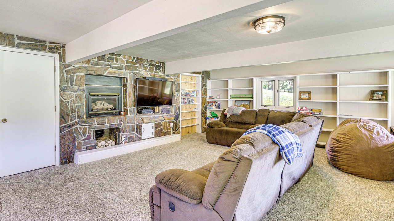 Photo of Livingroom in Moorcroft