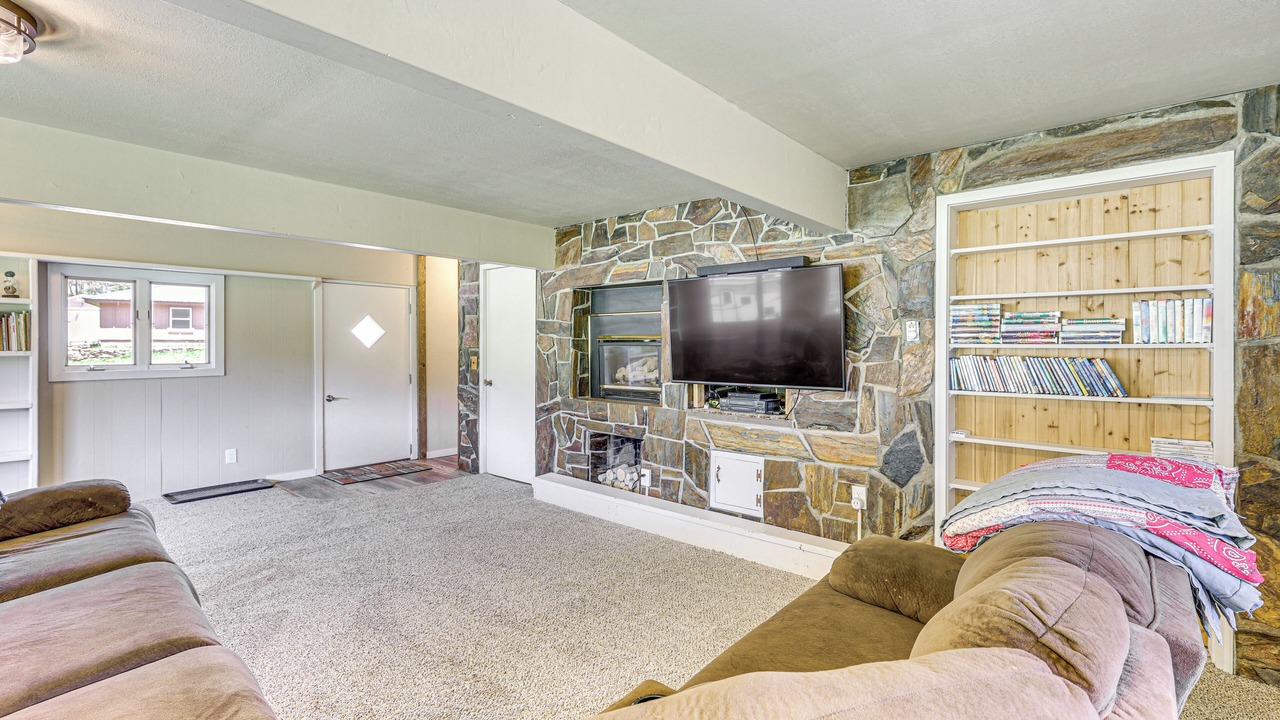 Photo of Livingroom in Moorcroft