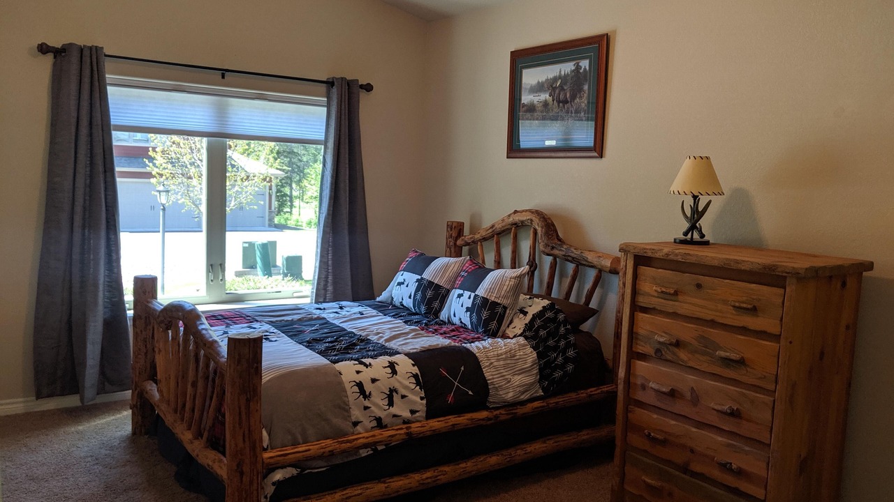 Photo of Bedroom in Columbia Falls