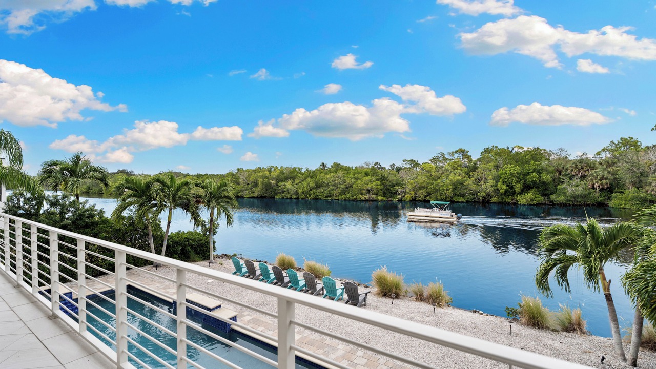 Photo of Patio Balcony in Bonita Shores
