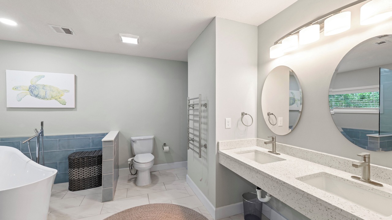 Photo of Bathroom in Amelia City