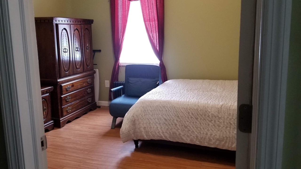 Photo of Bedroom in Parksville