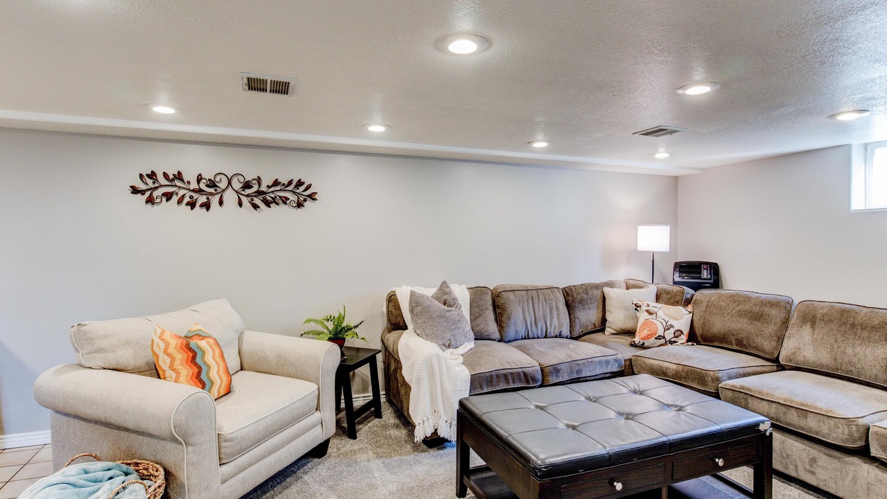 Photo of Livingroom in Holladay