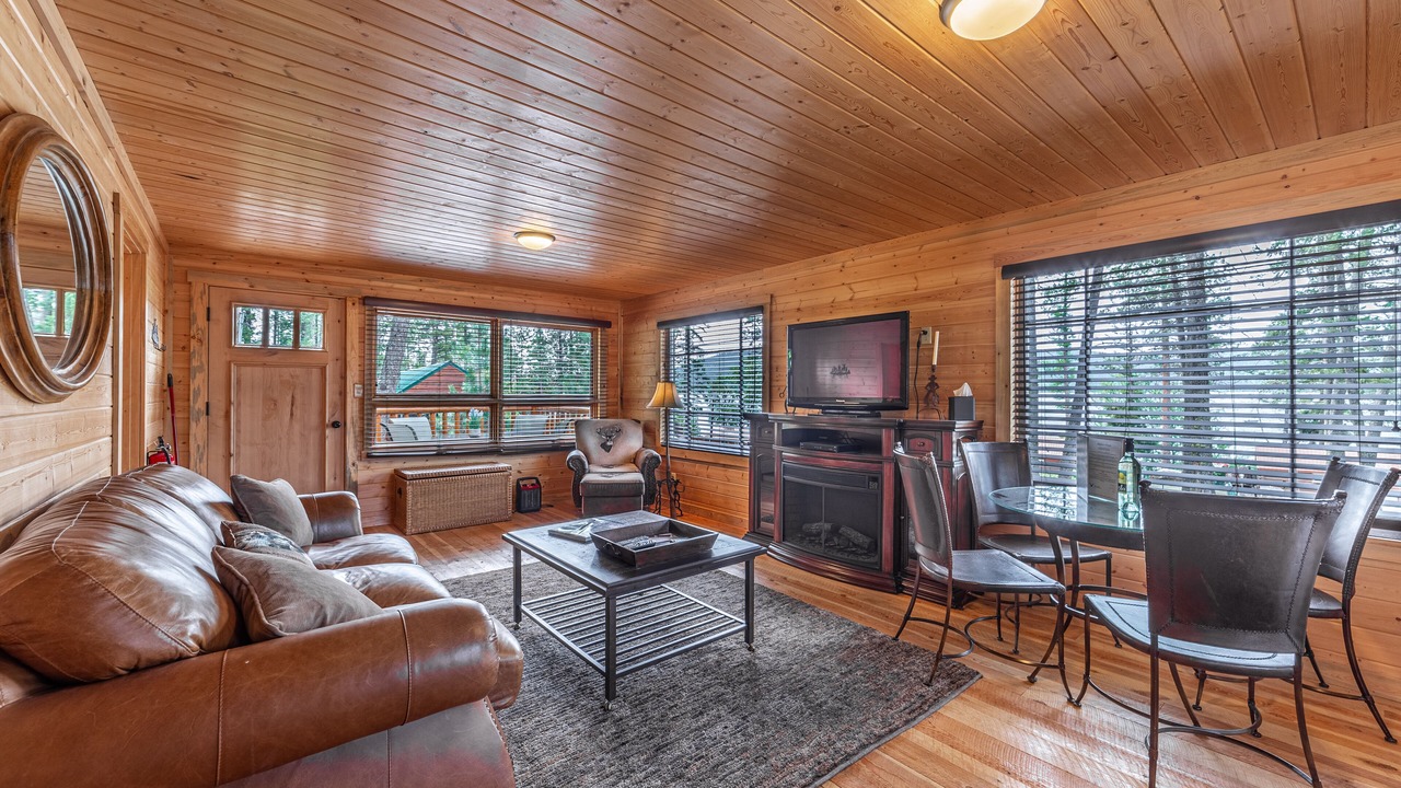 Photo of Livingroom in Lake Mary Ronan
