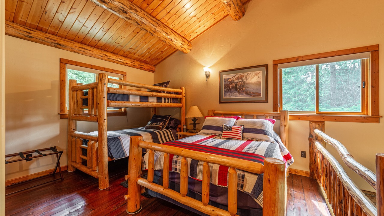 Photo of Bedroom in Lake Mary Ronan