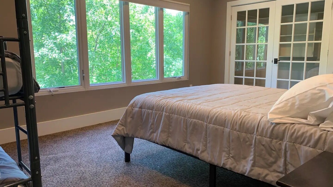 Photo of Bedroom in Mount Pleasant