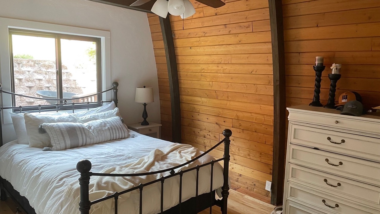 Photo of Bedroom in Hayden