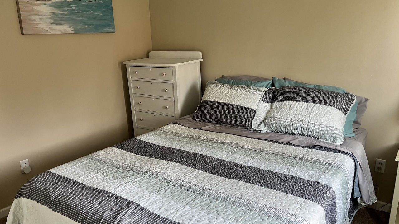 Photo of Bedroom in Ortonville