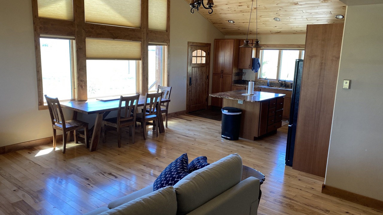 Photo of Livingroom in Cameron