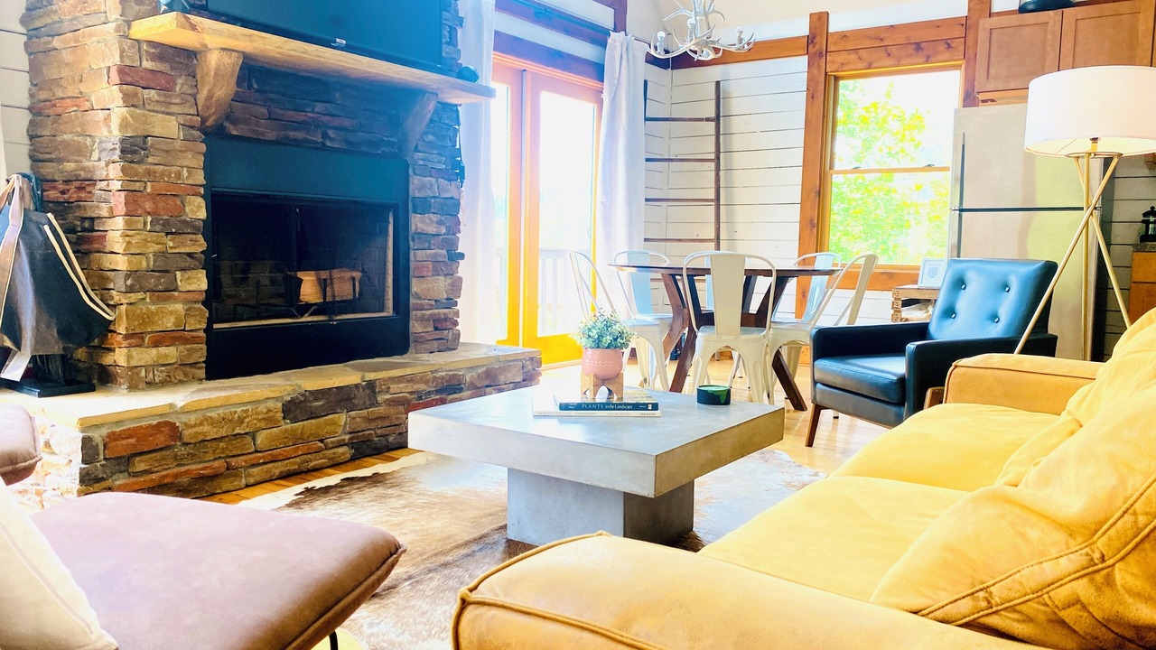 Photo of Livingroom in Stokes