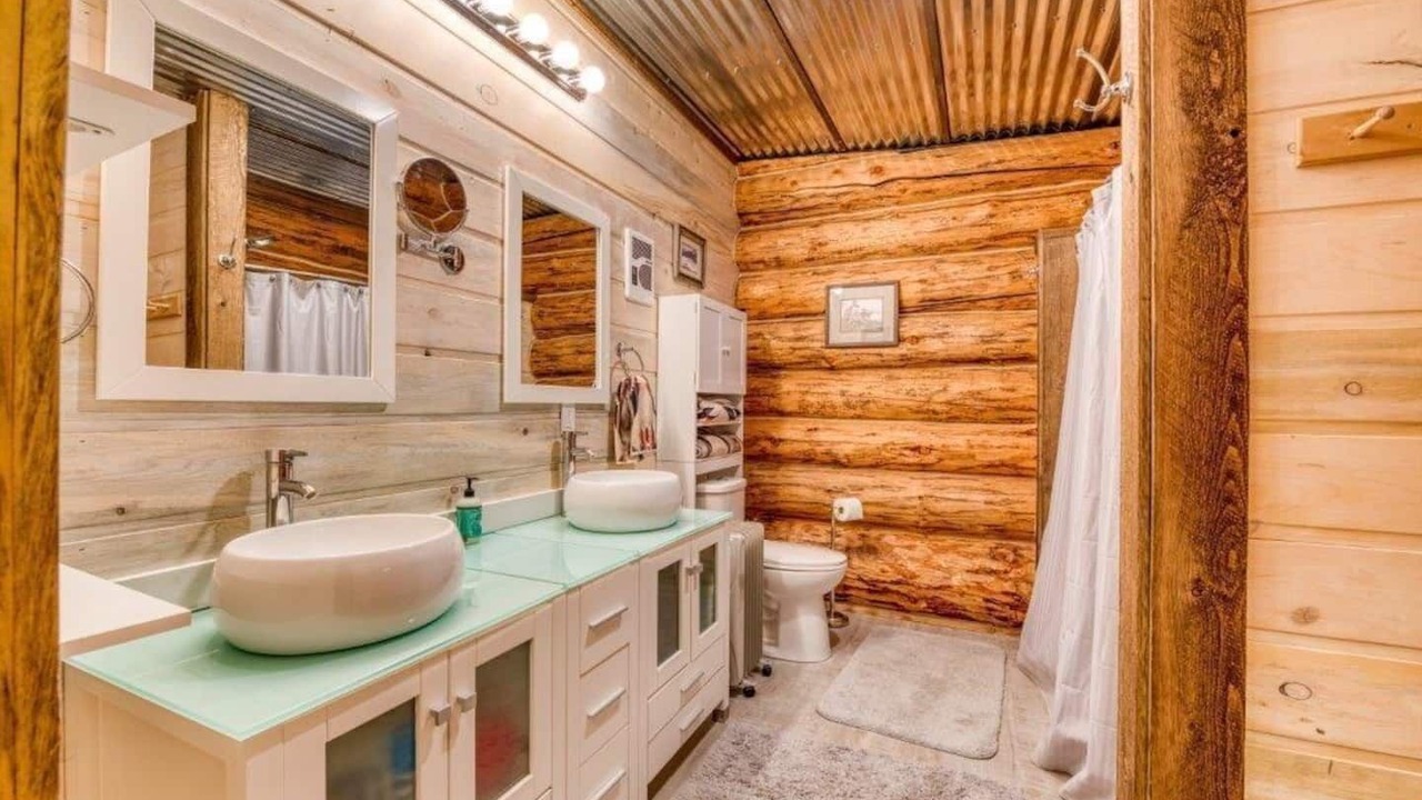 Photo of Bathroom in Stevensville