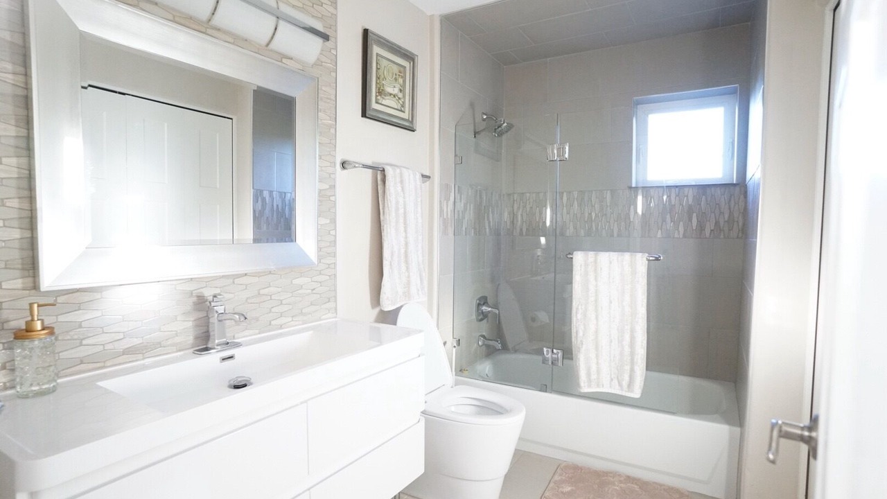 Photo of Bathroom in Sherwood - Tualatin South