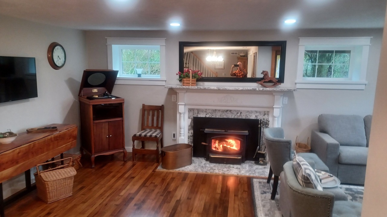 Photo of Bedroom in Newberg