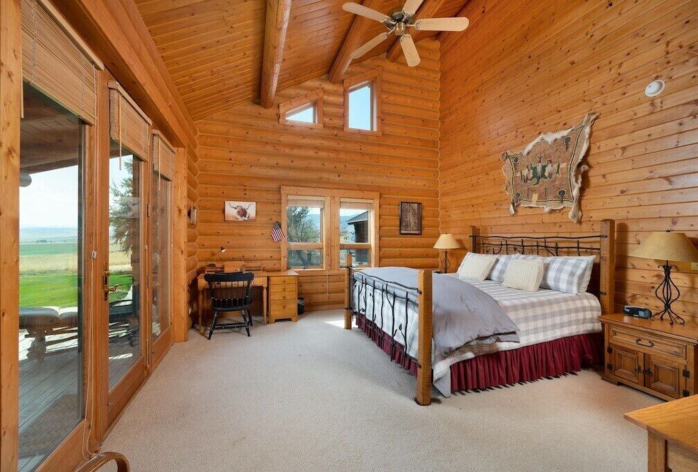Photo of Outdoor in Shining Mountains
