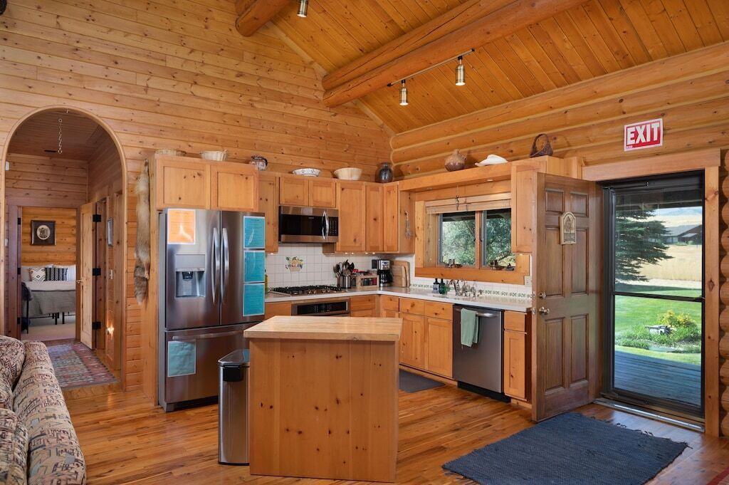 Photo of Bedroom in Shining Mountains