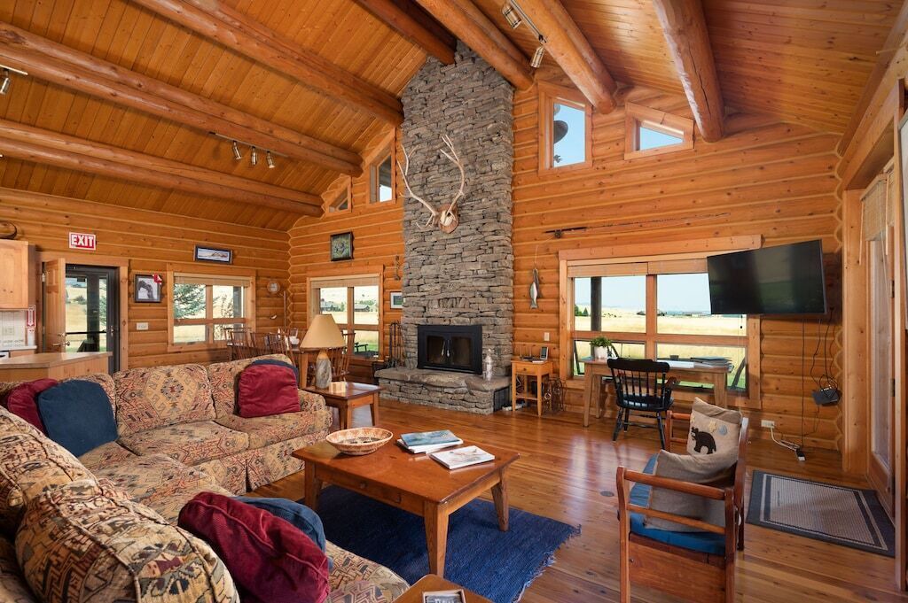 Photo of Livingroom in Shining Mountains