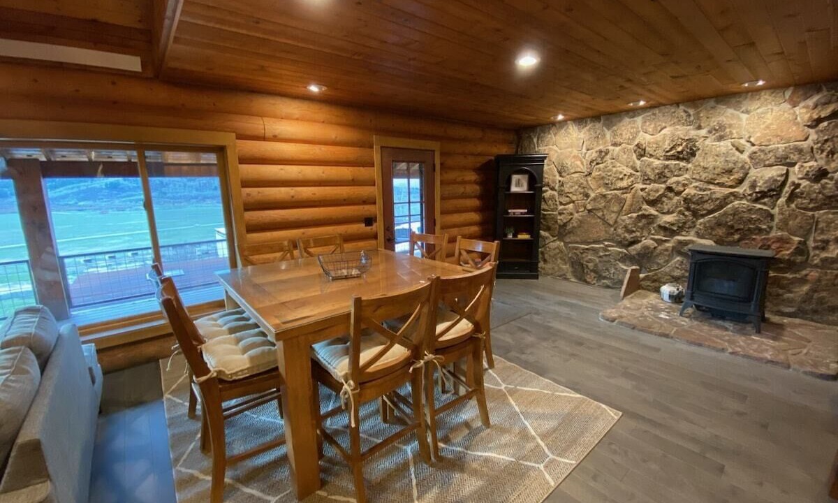 Photo of Bedroom in Alpine