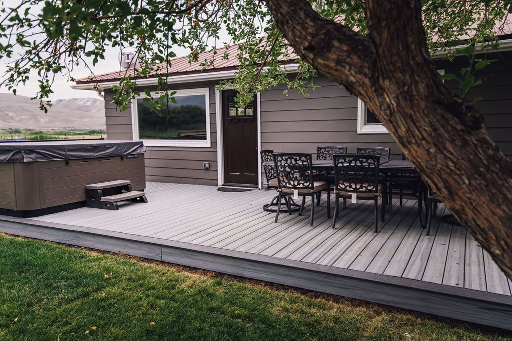 Photo of Outdoor in Salmon
