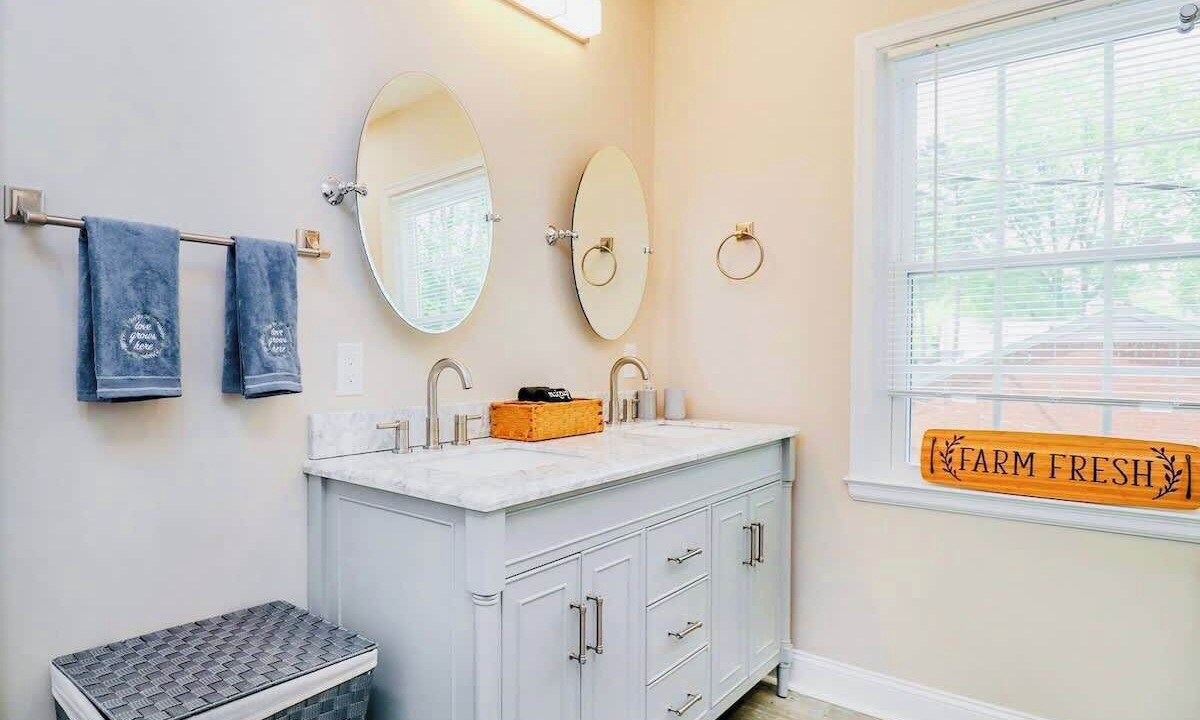 Photo of Bathroom in High Point