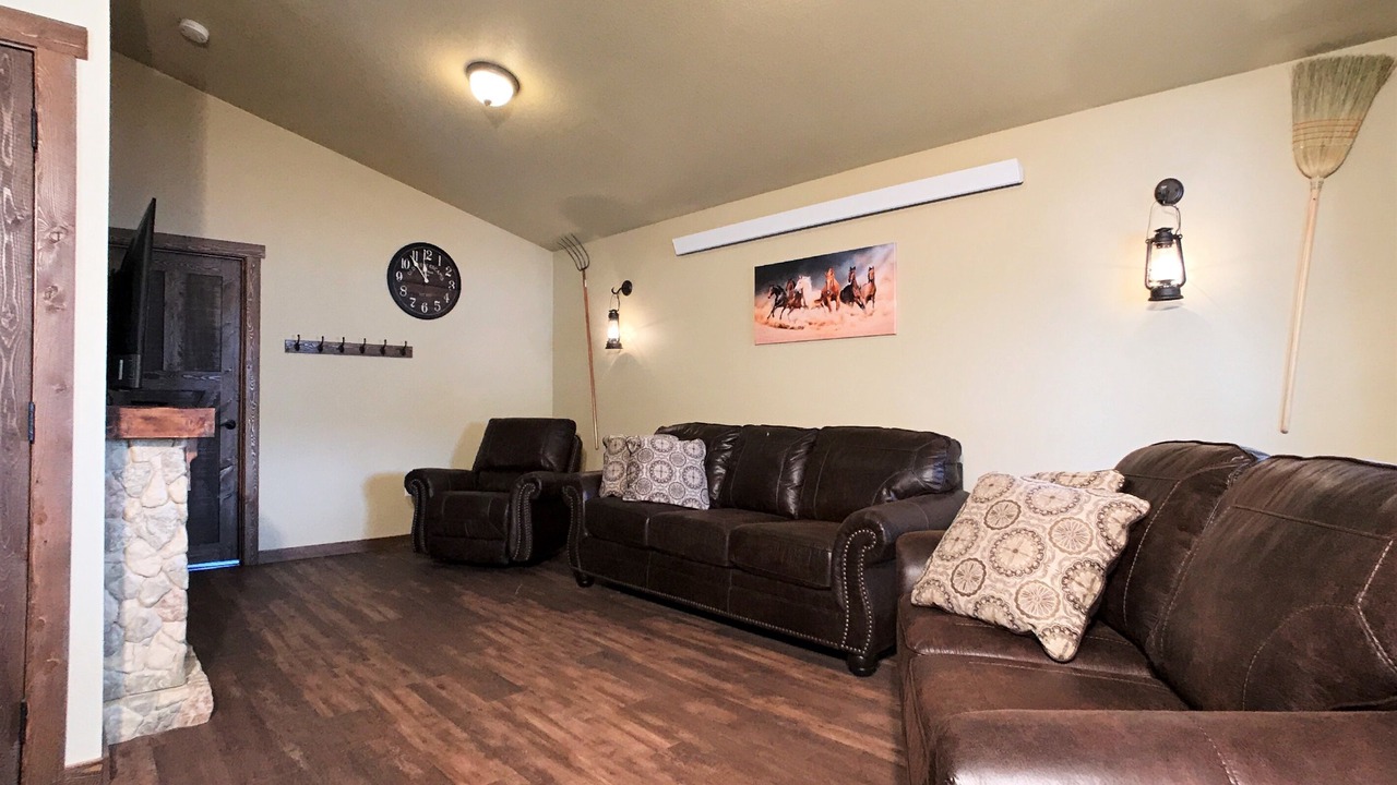 Photo of Livingroom in Island Park