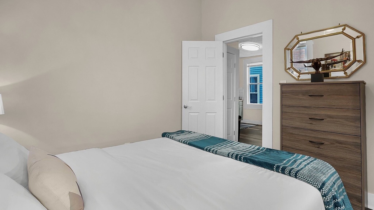 Photo of Bedroom in Franklin Park