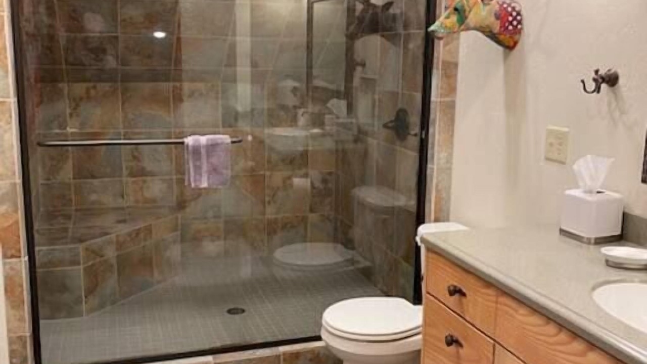 Photo of Bathroom in Coram