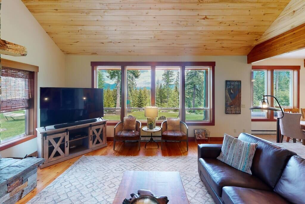 Photo of Livingroom in Coram