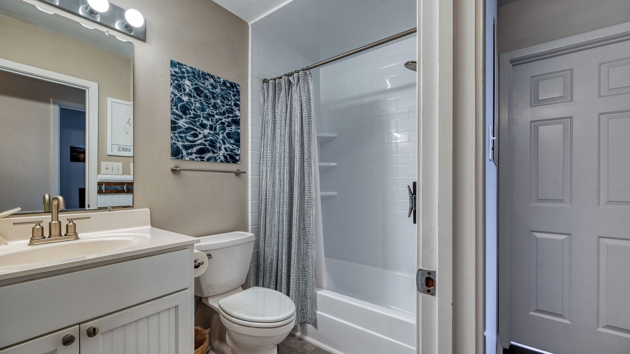 Photo of Bathroom in Topsail Beach