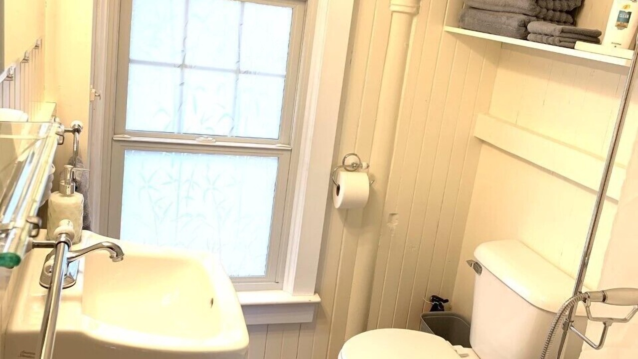 Photo of Bathroom in Mentor-on-the-Lake