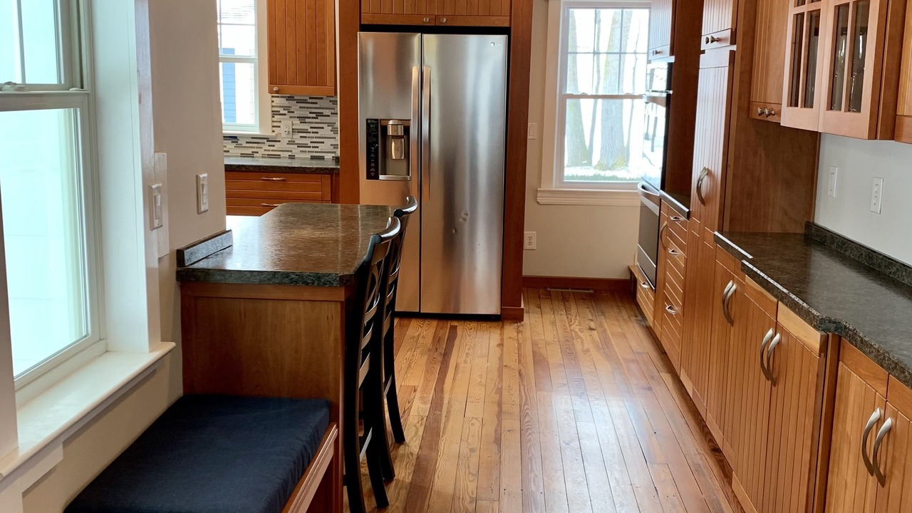 Photo of Kitchen in Mentor-on-the-Lake