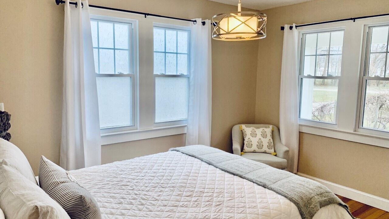 Photo of Bedroom in Mentor-on-the-Lake