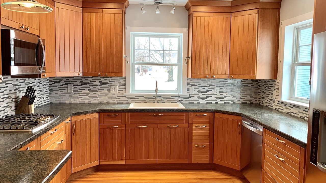 Photo of Kitchen in Mentor-on-the-Lake