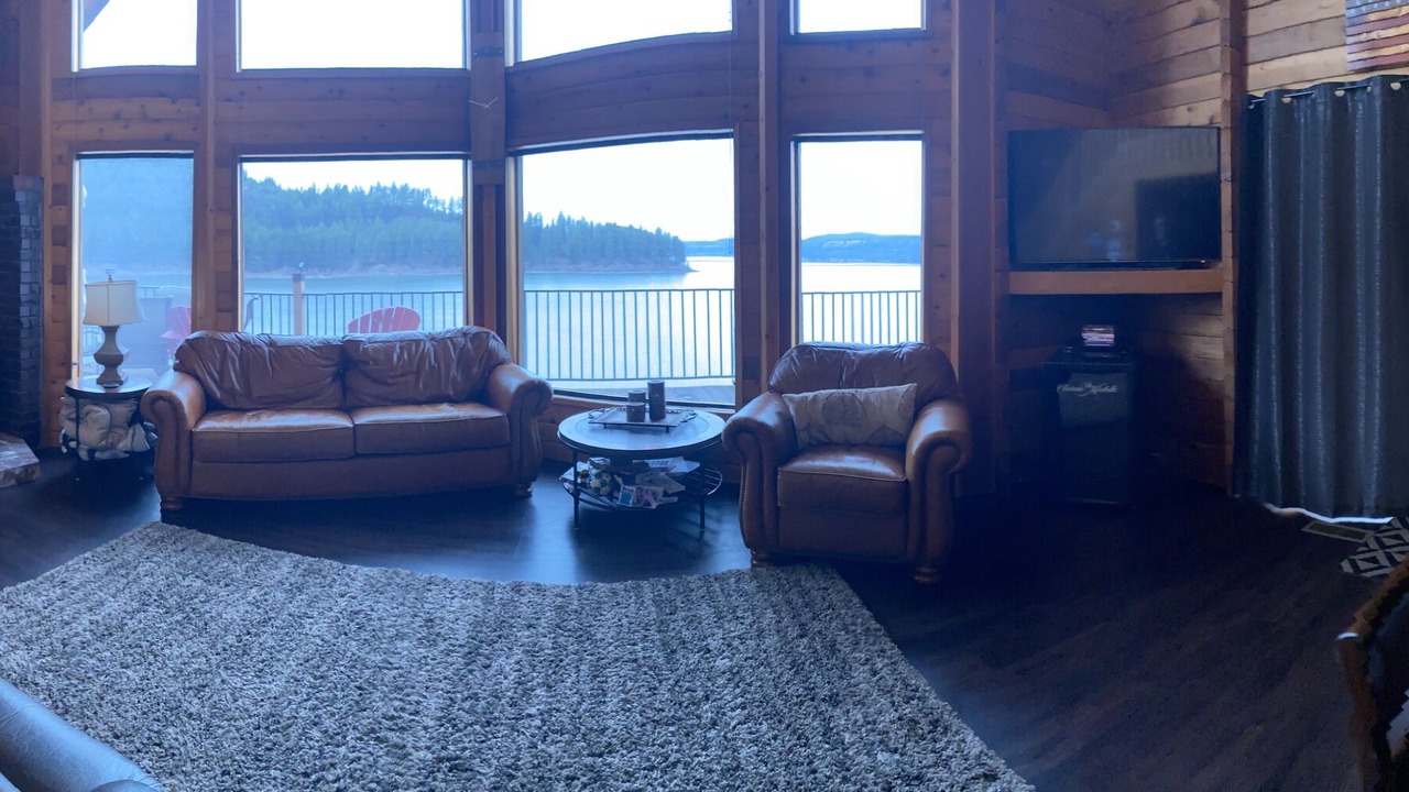 Photo of Livingroom in Carey Bay