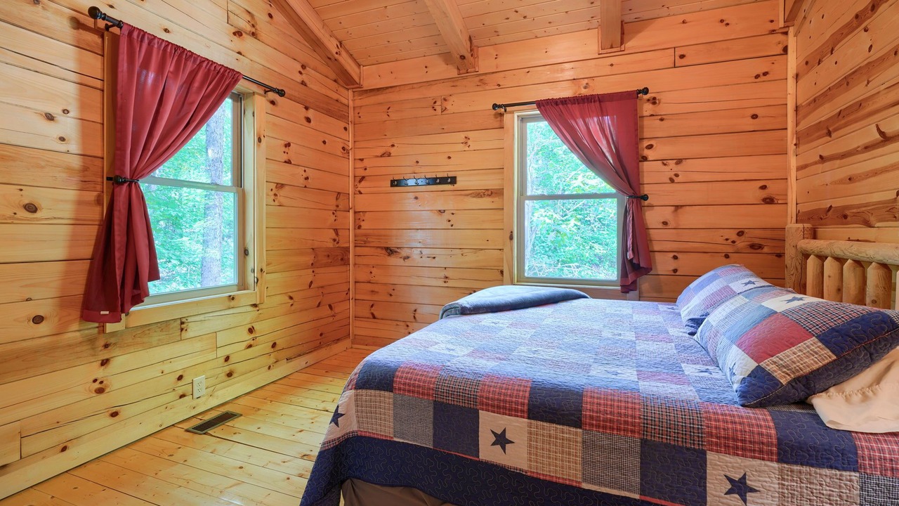 Photo of Bedroom in Rockbridge