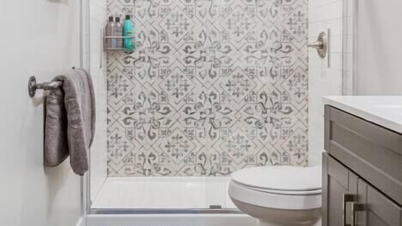 Photo of Bathroom in Weinland Park