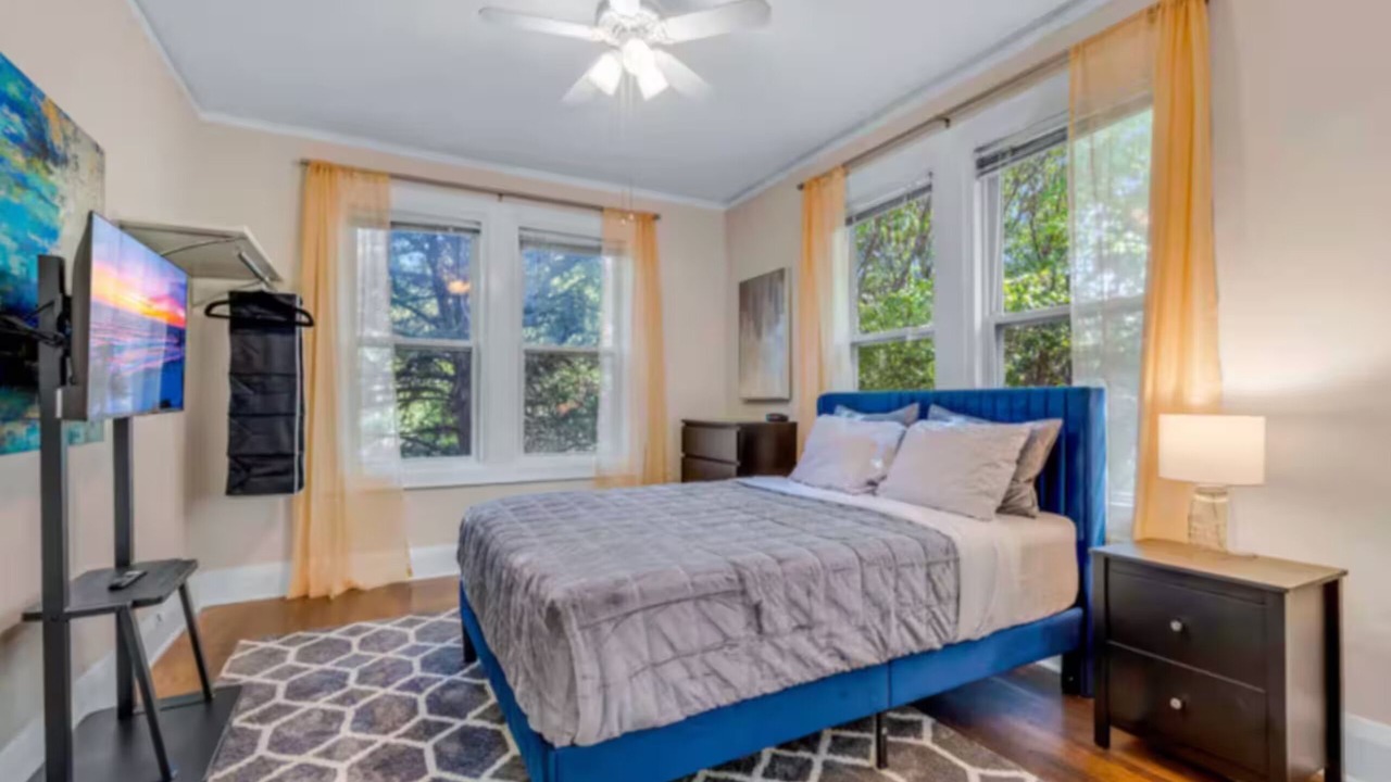 Photo of Bedroom in Oak Lawn