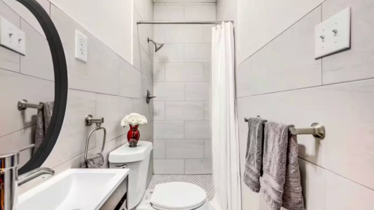 Photo of Bathroom in Oak Lawn