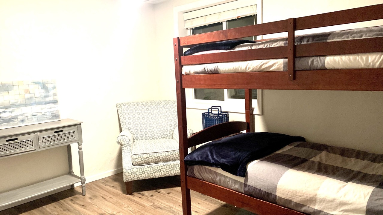 Photo of Bedroom in Eagle