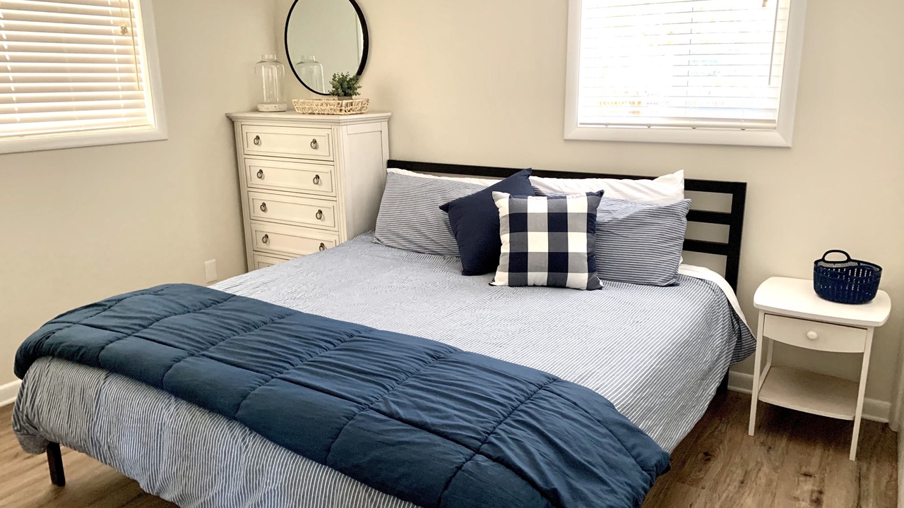 Photo of Bedroom in Eagle