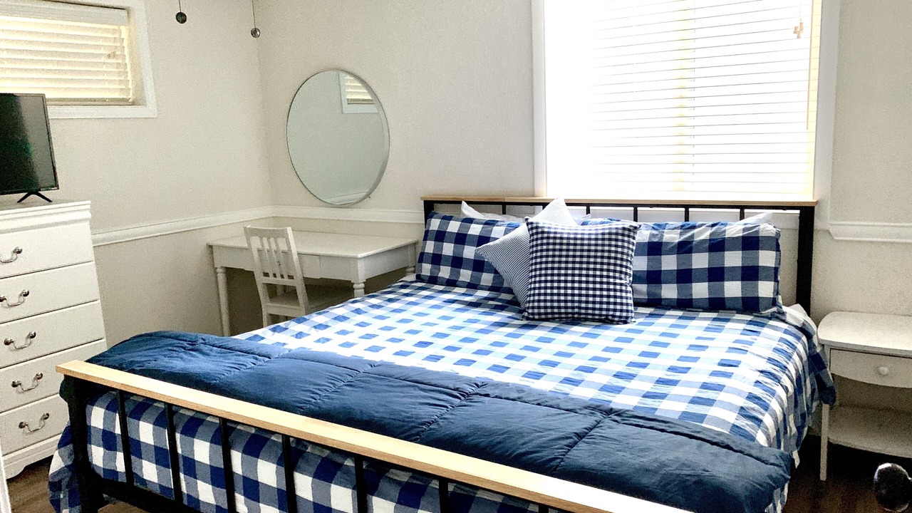 Photo of Bedroom in Eagle