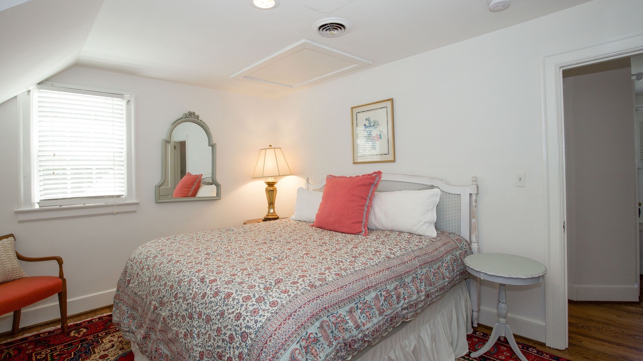 Photo of Bedroom in Old Town