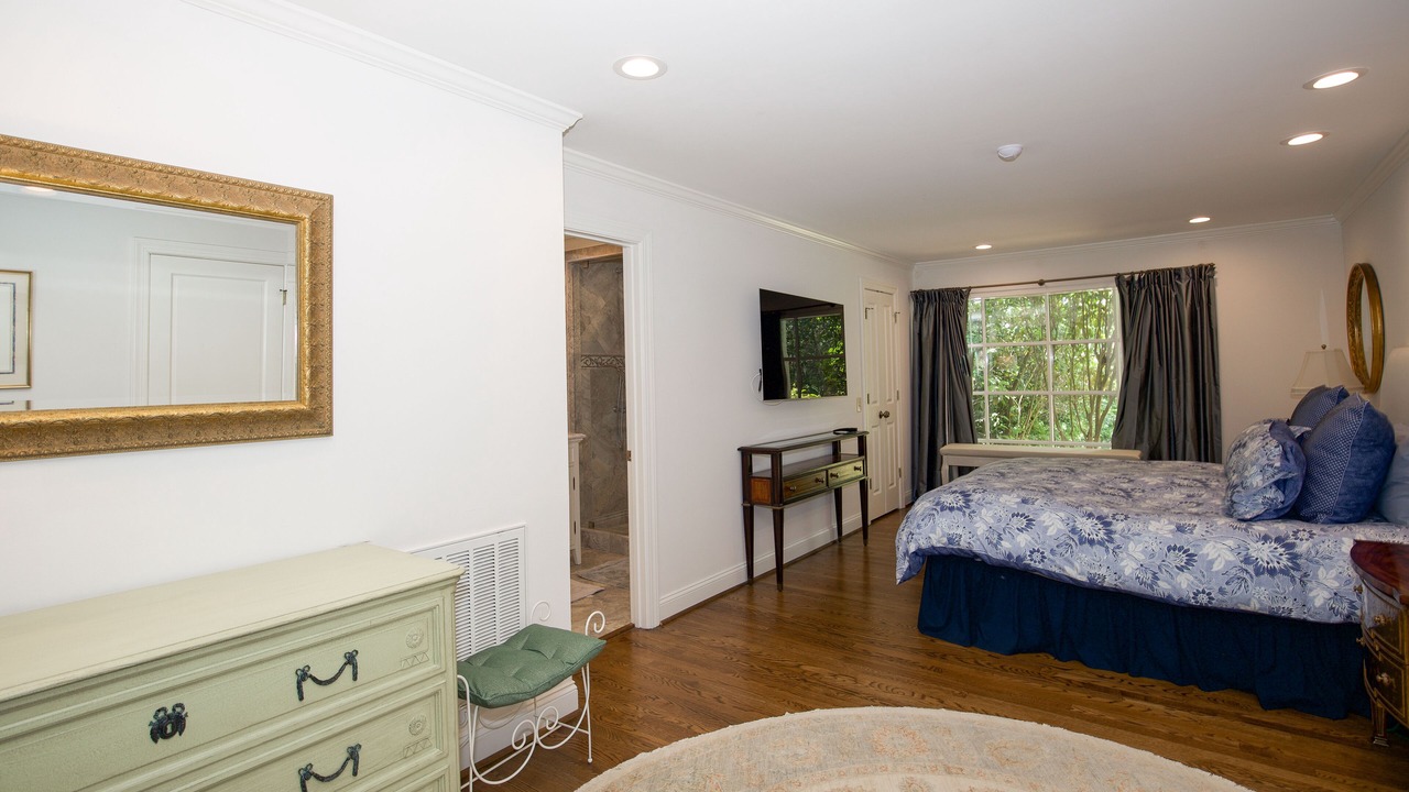 Photo of Bedroom in Old Town