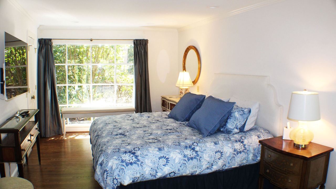 Photo of Bedroom in Old Town