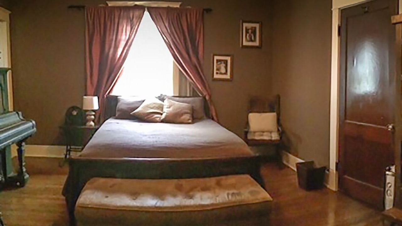 Photo of Bedroom in Hillsboro Village