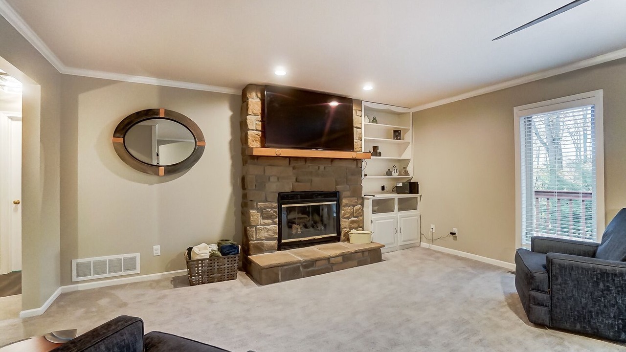 Photo of Livingroom in Howard