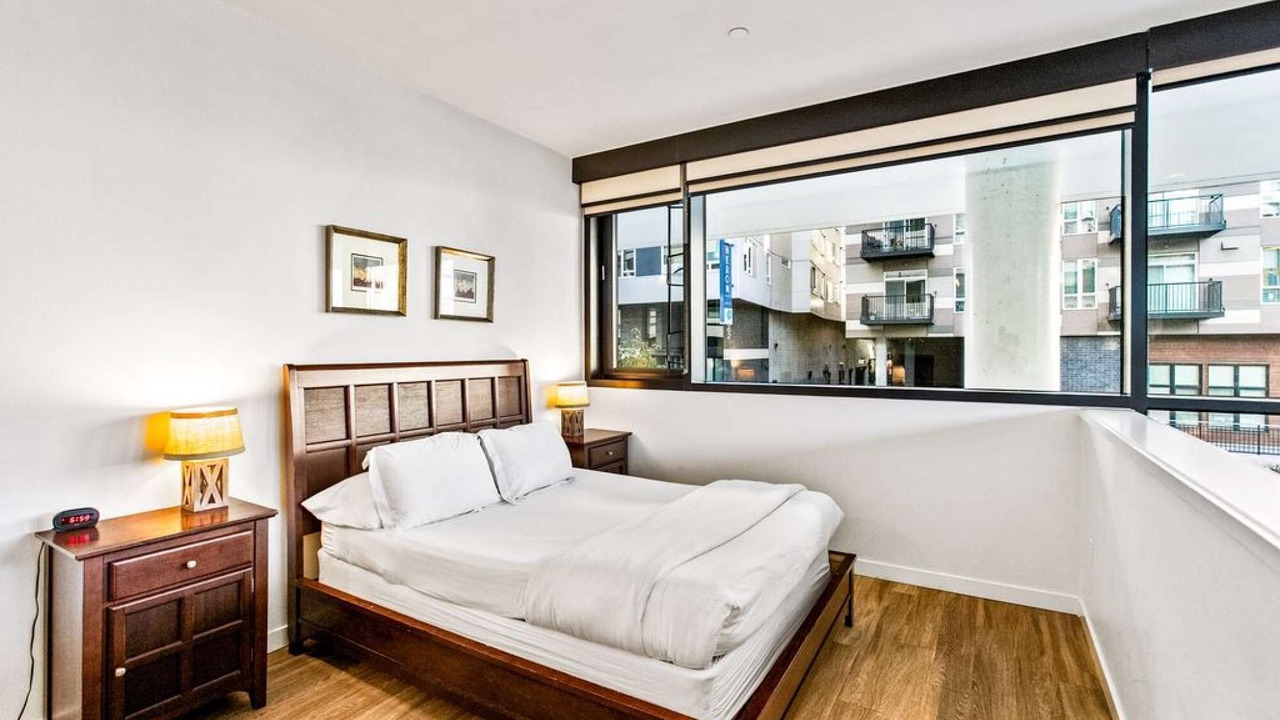 Photo of Bedroom in Downtown