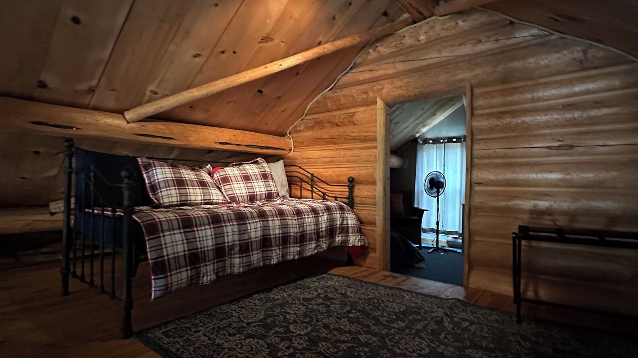 Photo of Bedroom in Ryan Park